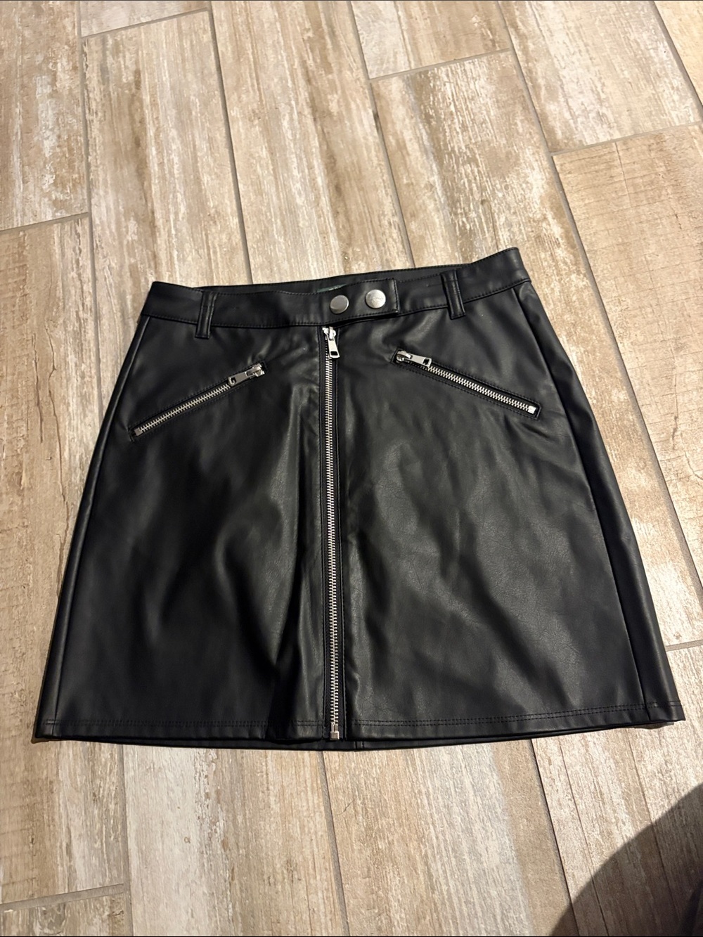 wild fable Black Faux Leather Zip-Front Mini Skirt